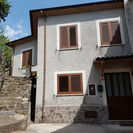 Ferienhaus Lacasettablu
